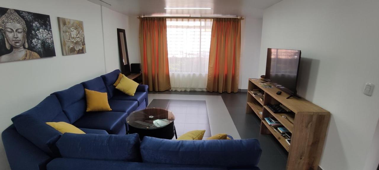 Elegante apartamento con vistas al volcán Tunguraua Baños Exterior foto