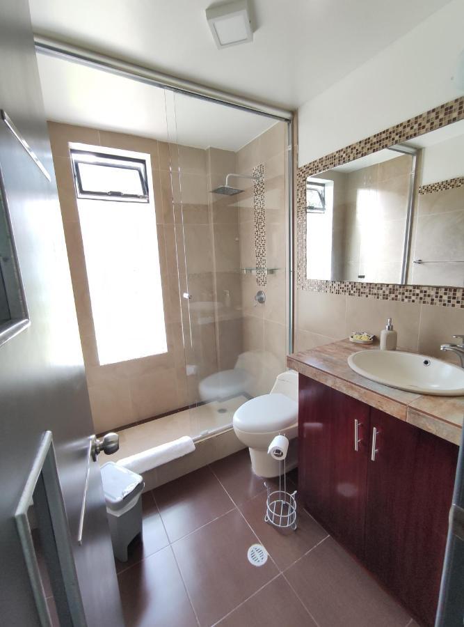 Elegante apartamento con vistas al volcán Tunguraua Baños Exterior foto